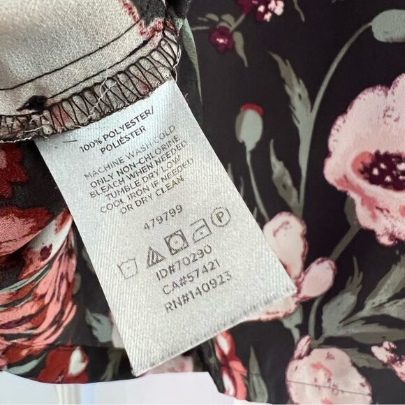 LOFT Outlet Floral Blouse Size M - Picture 4 of 5